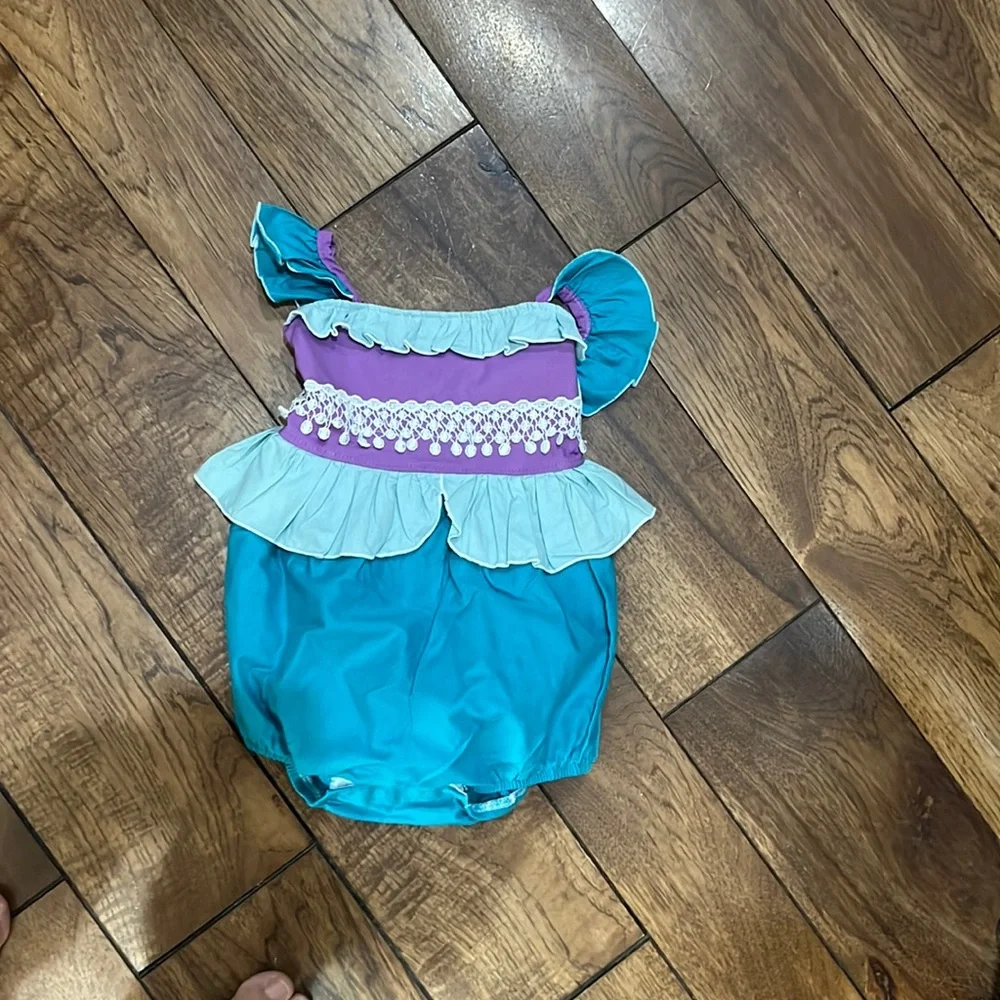 Romper - Picture 1 of 2